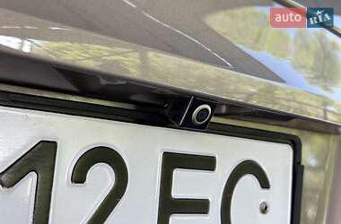Позашляховик / Кросовер Nissan Qashqai 2011 в 
