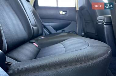 Позашляховик / Кросовер Nissan Qashqai 2011 в 