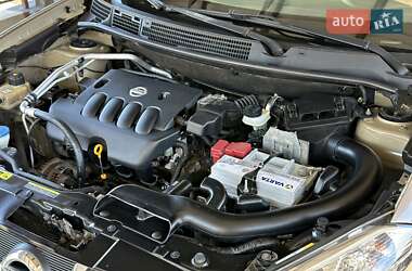 Позашляховик / Кросовер Nissan Qashqai 2011 в 