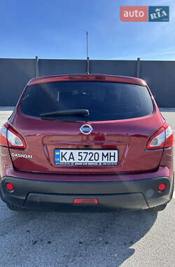 Позашляховик / Кросовер Nissan Qashqai 2012 в Львові