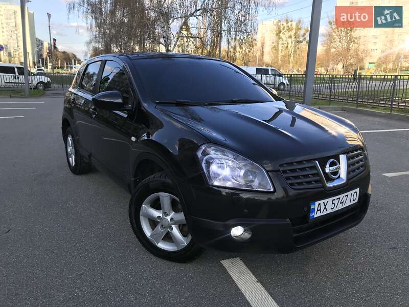 Внедорожник / Кроссовер Nissan Qashqai 2008 в 