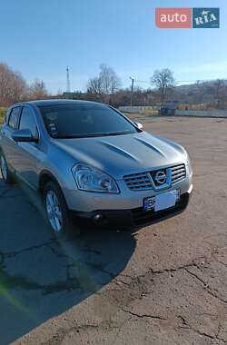 Внедорожник / Кроссовер Nissan Qashqai 2009 в 