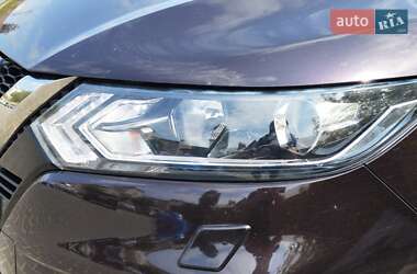Позашляховик / Кросовер Nissan Qashqai 2018 в 