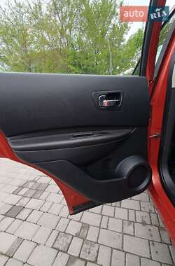 Внедорожник / Кроссовер Nissan Qashqai 2007 в 