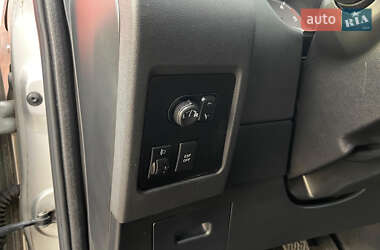 Позашляховик / Кросовер Nissan Qashqai 2009 в 