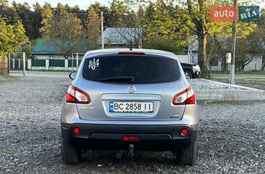 Внедорожник / Кроссовер Nissan Qashqai 2010 в 