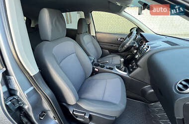Внедорожник / Кроссовер Nissan Qashqai 2010 в 