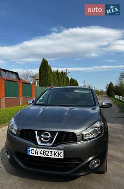 Внедорожник / Кроссовер Nissan Qashqai 2011 в 
