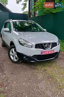 Внедорожник / Кроссовер Nissan Qashqai 2011 в Черновцах