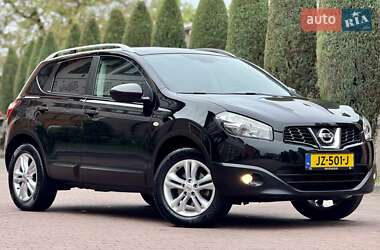 Внедорожник / Кроссовер Nissan Qashqai 2010 в 
