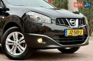 Внедорожник / Кроссовер Nissan Qashqai 2010 в 