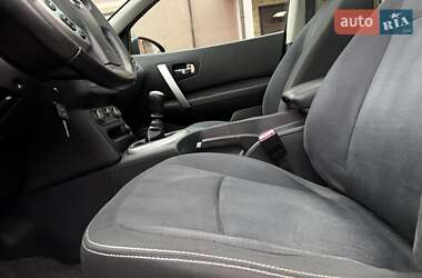 Внедорожник / Кроссовер Nissan Qashqai 2010 в 