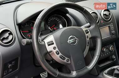 Внедорожник / Кроссовер Nissan Qashqai 2010 в 