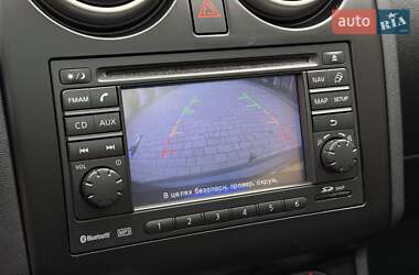 Внедорожник / Кроссовер Nissan Qashqai 2010 в 