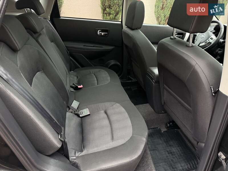 Позашляховик / Кросовер Nissan Qashqai 2010 в Стрию