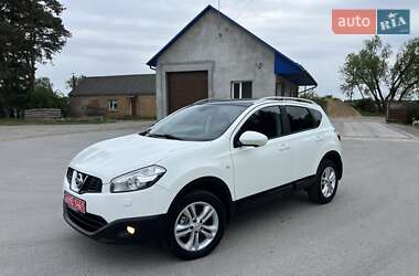 Позашляховик / Кросовер Nissan Qashqai 2011 в 