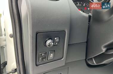 Позашляховик / Кросовер Nissan Qashqai 2011 в 