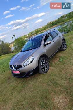 Позашляховик / Кросовер Nissan Qashqai 2011 в Запоріжжі
