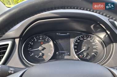Позашляховик / Кросовер Nissan Qashqai 2015 в 