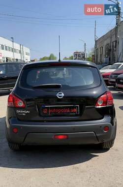 Внедорожник / Кроссовер Nissan Qashqai 2008 в 