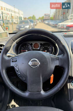 Внедорожник / Кроссовер Nissan Qashqai 2008 в 