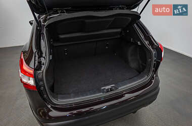 Внедорожник / Кроссовер Nissan Qashqai 2016 в 