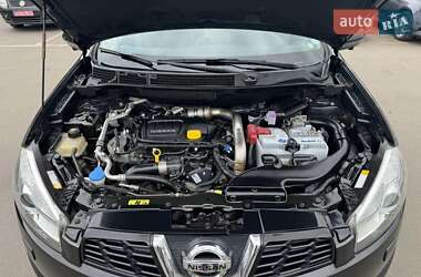 Внедорожник / Кроссовер Nissan Qashqai 2012 в 