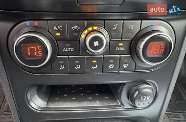 Внедорожник / Кроссовер Nissan Qashqai 2012 в 