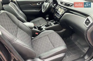 Позашляховик / Кросовер Nissan Qashqai 2014 в 