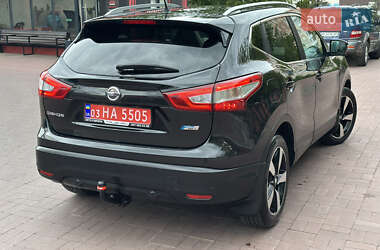 Позашляховик / Кросовер Nissan Qashqai 2014 в 
