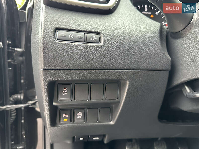 Внедорожник / Кроссовер Nissan Qashqai 2014 в Ровно