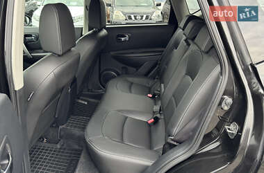Позашляховик / Кросовер Nissan Qashqai 2011 в 