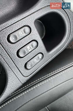 Позашляховик / Кросовер Nissan Qashqai 2011 в 