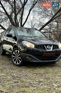 Внедорожник / Кроссовер Nissan Qashqai 2013 в Сумах