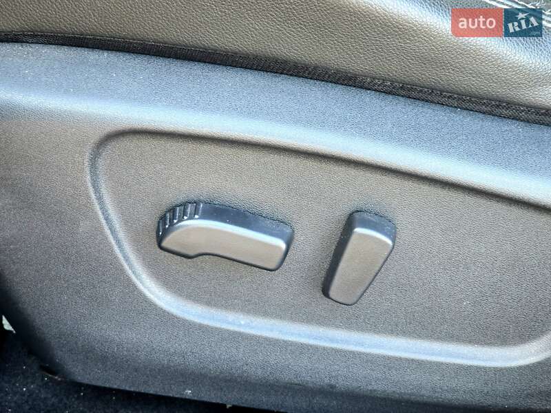 Внедорожник / Кроссовер Nissan Qashqai 2015 в Харькове