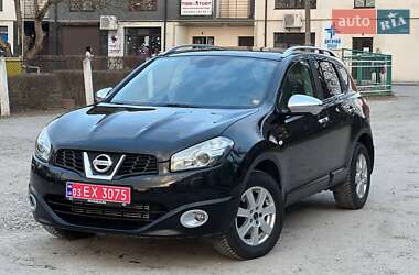 Внедорожник / Кроссовер Nissan Qashqai 2013 в Кременце