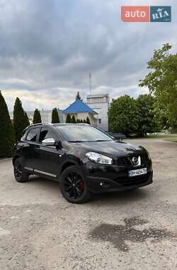 Внедорожник / Кроссовер Nissan Qashqai 2010 в 