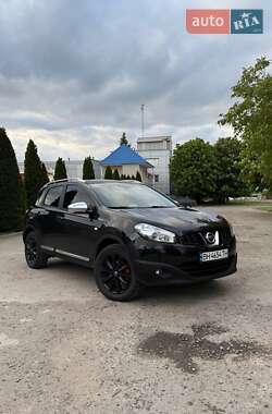 Внедорожник / Кроссовер Nissan Qashqai 2010 в 