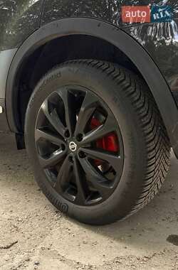 Внедорожник / Кроссовер Nissan Qashqai 2010 в 