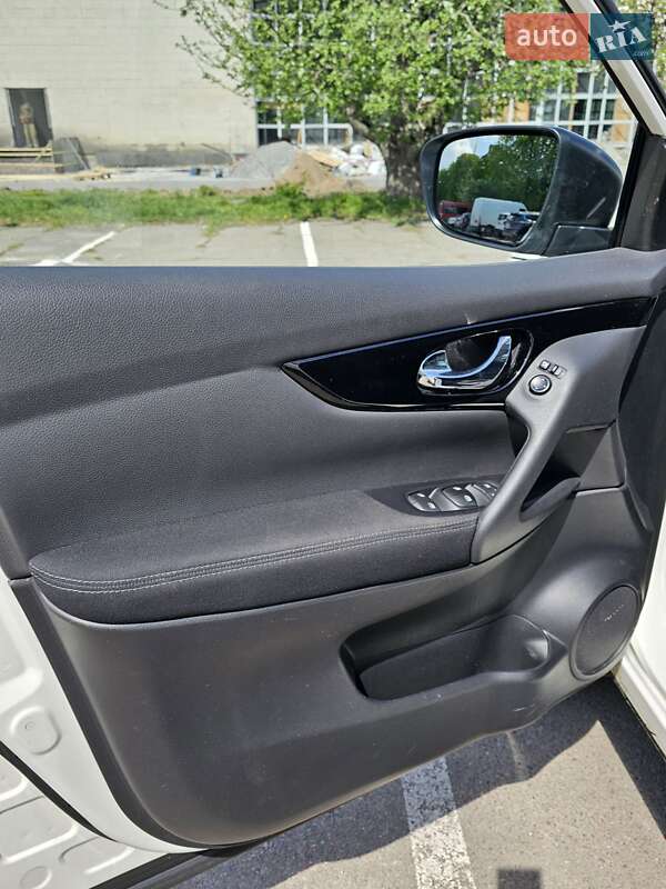 Внедорожник / Кроссовер Nissan Qashqai 2020 в Киеве