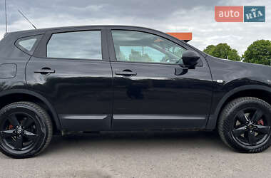 Позашляховик / Кросовер Nissan Qashqai 2007 в 