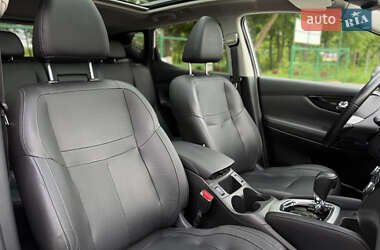 Внедорожник / Кроссовер Nissan Qashqai 2015 в 