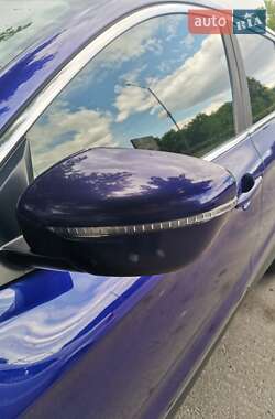 Внедорожник / Кроссовер Nissan Qashqai 2014 в 
