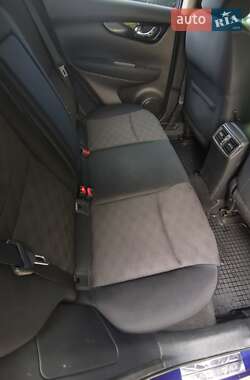 Внедорожник / Кроссовер Nissan Qashqai 2014 в 