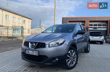 Позашляховик / Кросовер Nissan Qashqai 2010 в 