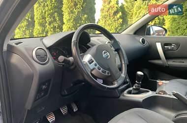 Позашляховик / Кросовер Nissan Qashqai 2010 в 