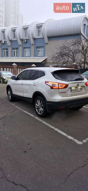 Внедорожник / Кроссовер Nissan Qashqai 2015 в Киеве