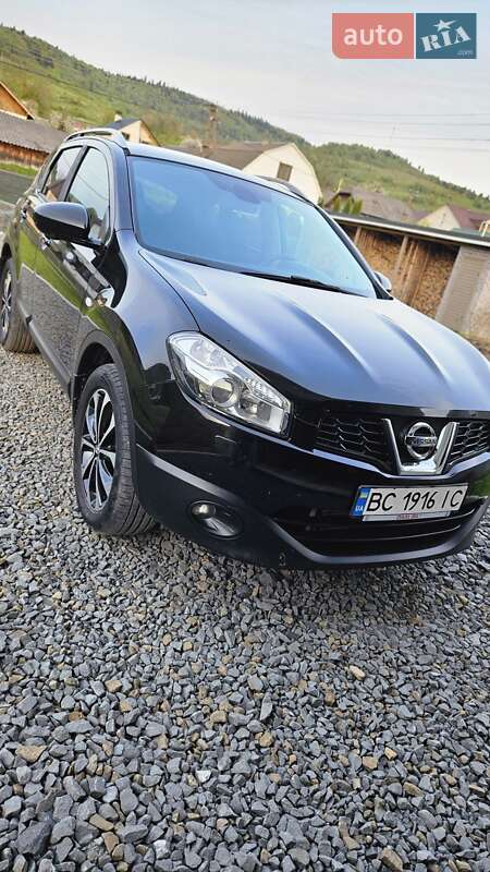 Внедорожник / Кроссовер Nissan Qashqai 2012 в Старом Самборе