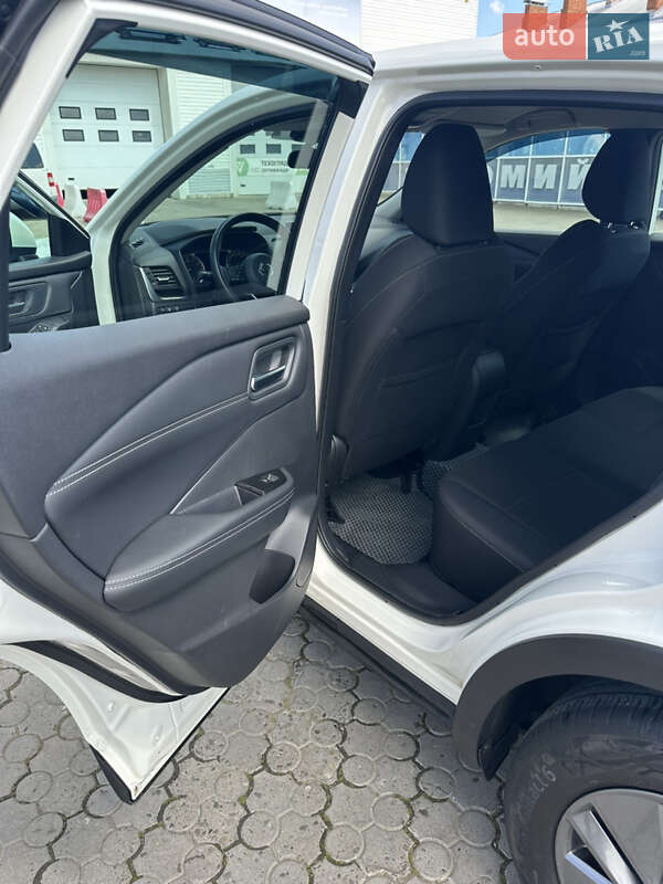 Внедорожник / Кроссовер Nissan Qashqai 2021 в Черновцах