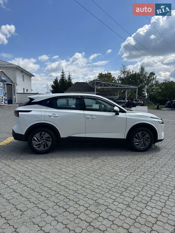 Внедорожник / Кроссовер Nissan Qashqai 2021 в Черновцах